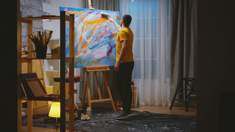 contemporary art vs modern art